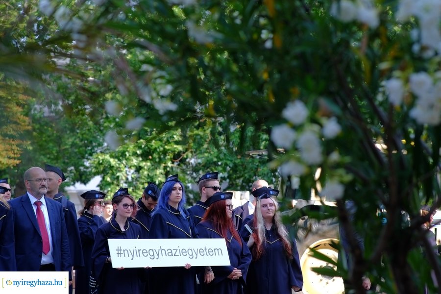 Egyetemi ballagás 2023