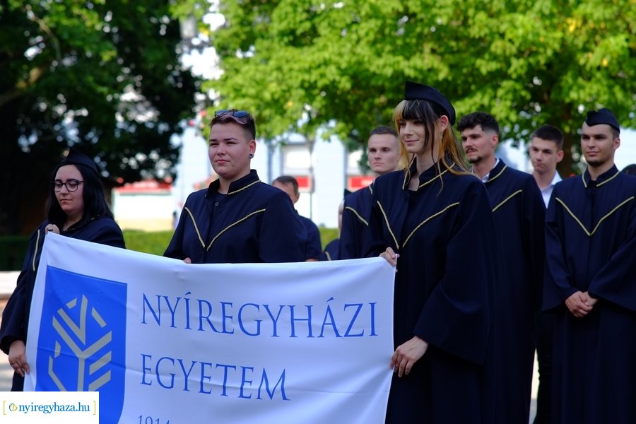 Egyetemi ballagás 2023