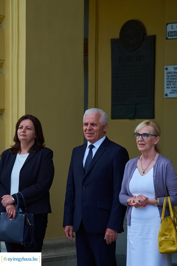 Egyetemista ballagás 2022