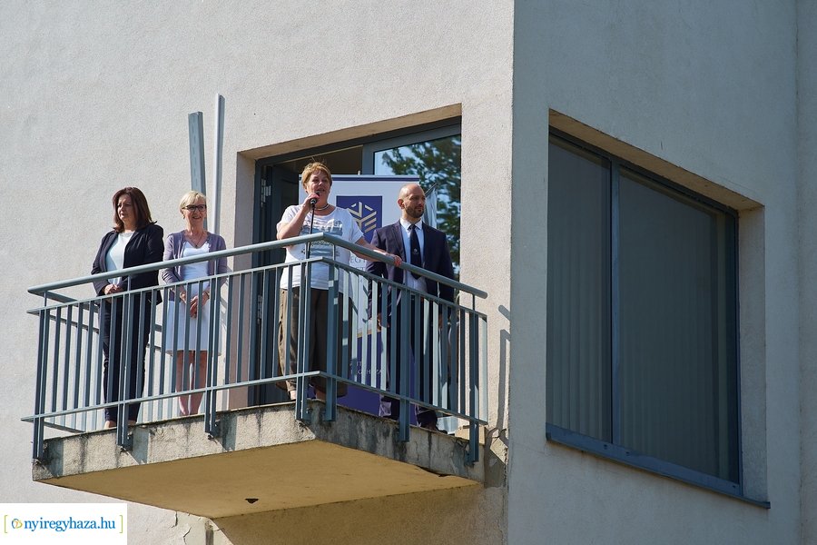 Egyetemista ballagás 2022