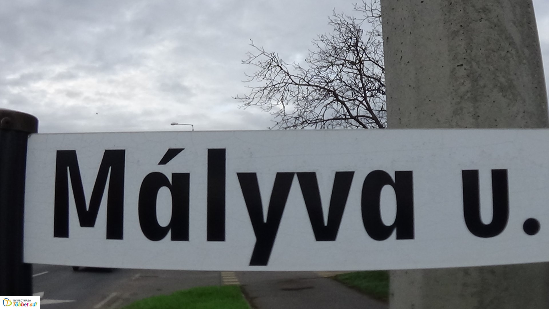 Egyirányúsítás a Moha és a Mályva utcákon