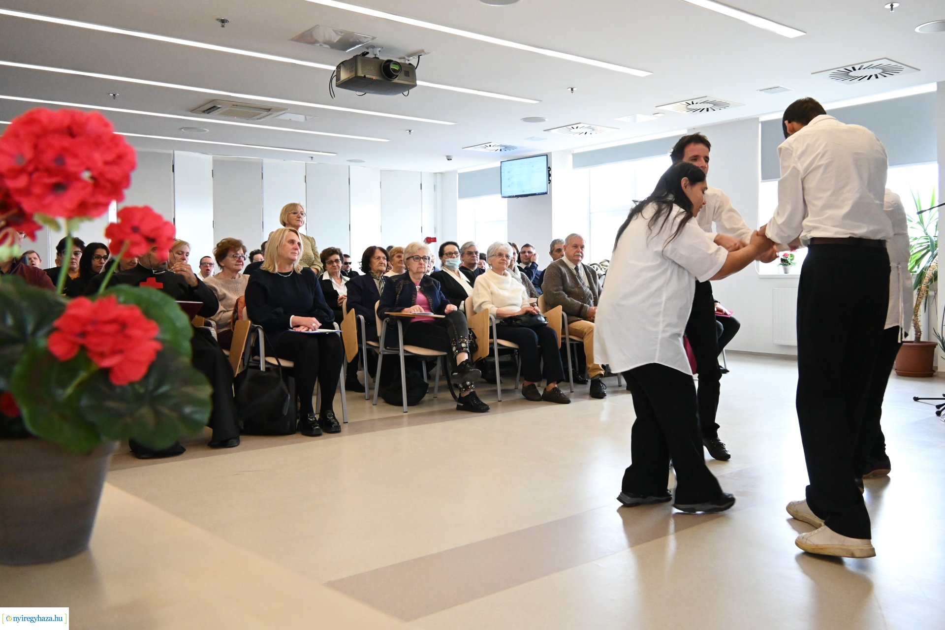 "Együtt az élet védelmében"- konferencia a Jósa András Tagkórházban