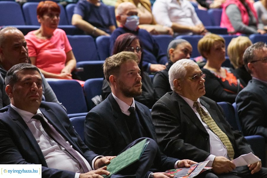 Együtt, szabadon magyar cigány hősök - időszaki kiállítás