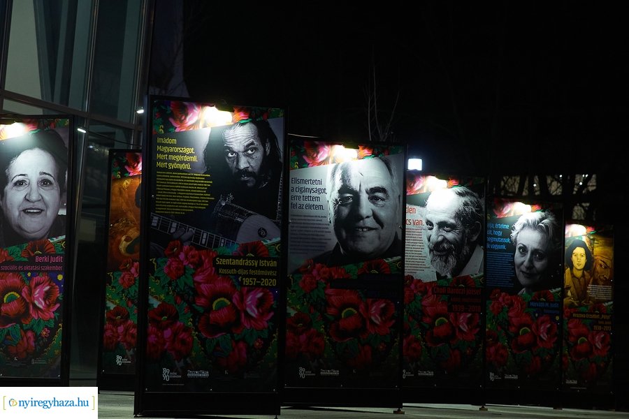 Együtt, szabadon magyar cigány hősök - időszaki kiállítás