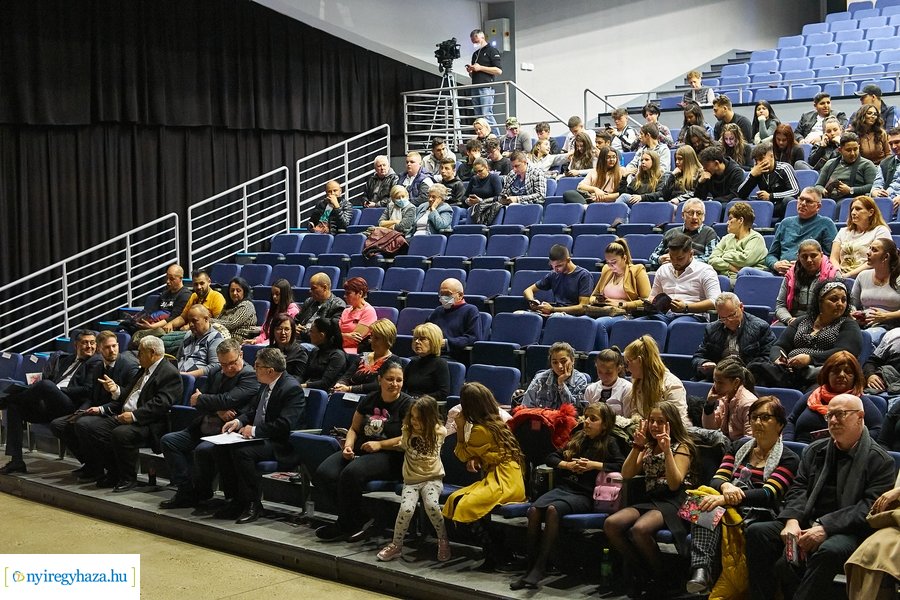 Együtt, szabadon magyar cigány hősök - időszaki kiállítás