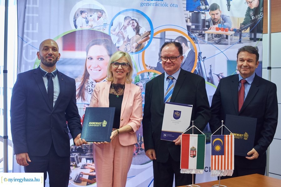 Együttműködés a Sunway University-vel