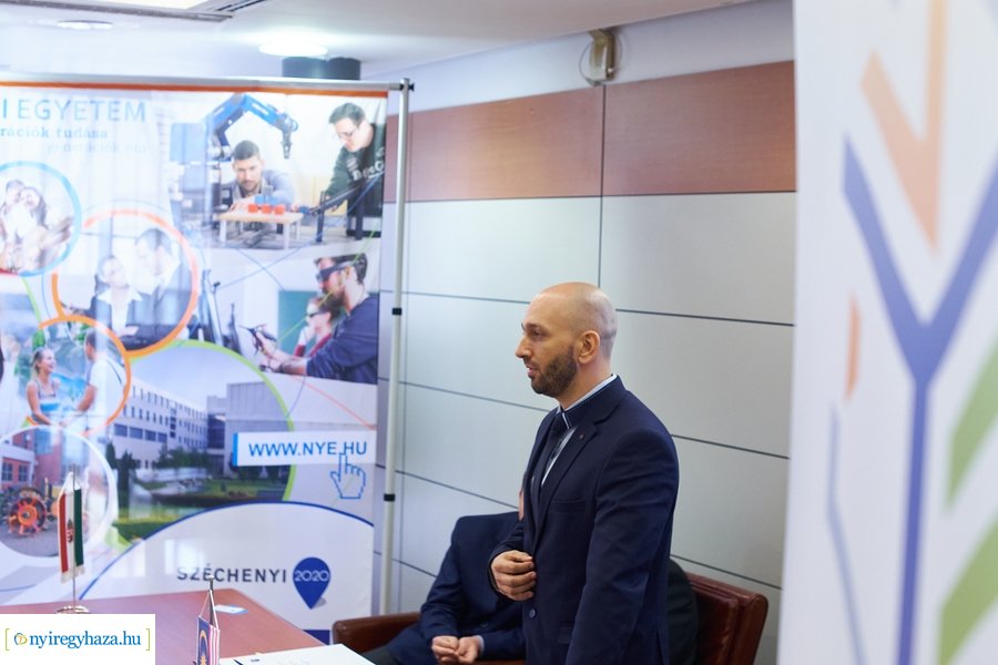 Együttműködés a Sunway University-vel