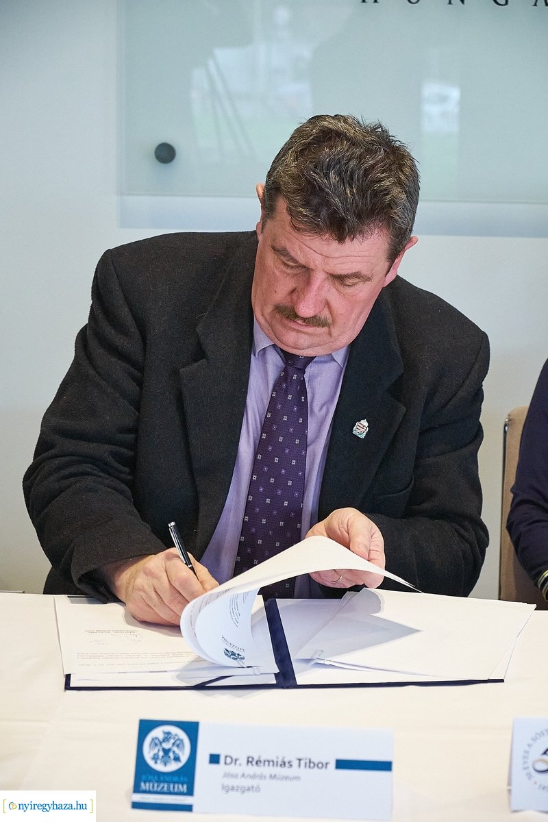 Együttműködési megállapodás a múzeum és a Hunguest Sóstó Hotel között