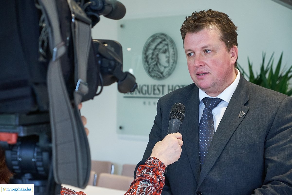 Együttműködési megállapodás a múzeum és a Hunguest Sóstó Hotel között