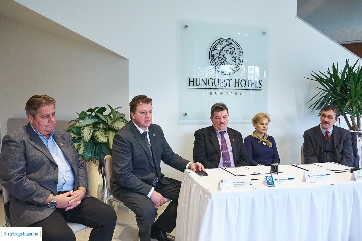 Együttműködési megállapodás a múzeum és a Hunguest Sóstó Hotel között
