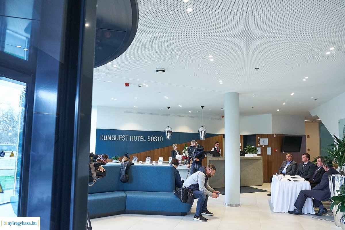 Együttműködési megállapodás a múzeum és a Hunguest Sóstó Hotel között