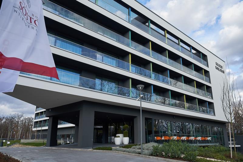 Együttműködési megállapodás a múzeum és a Hunguest Sóstó Hotel között