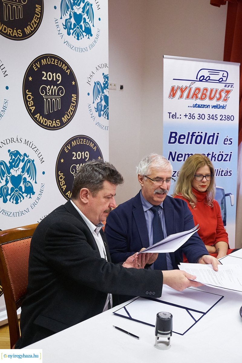 Együttműködési megállapodás a múzeumban