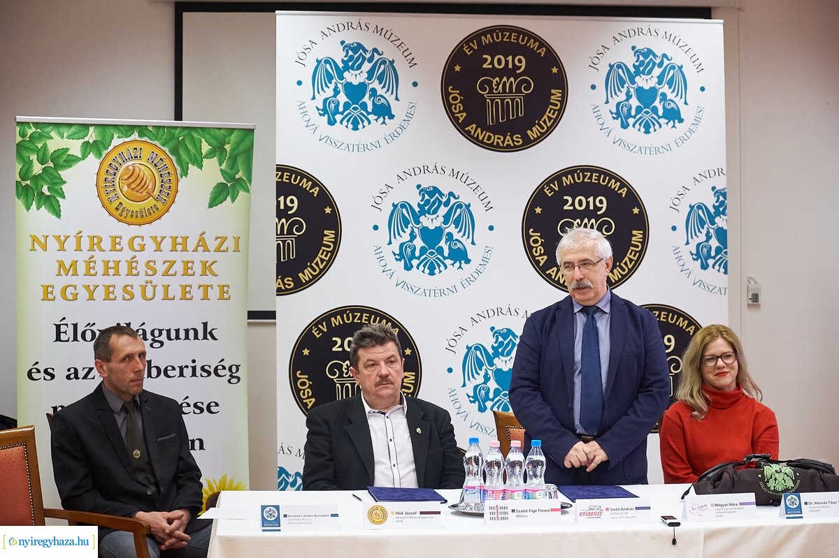 Együttműködési megállapodás a múzeumban