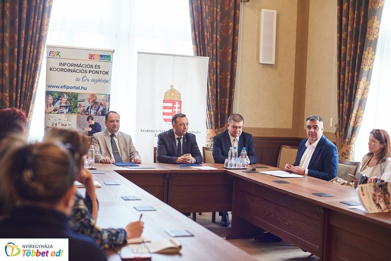 Együttműködési megállapodás aláírása