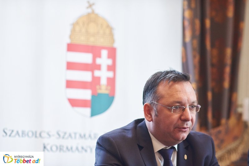 Együttműködési megállapodás aláírása