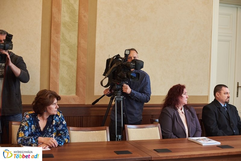 Együttműködési megállapodás aláírása