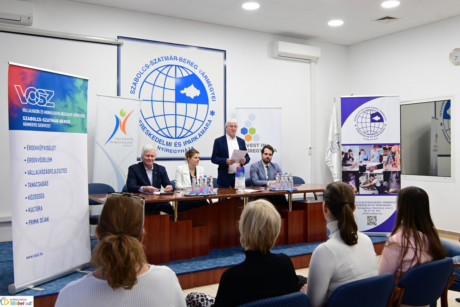 Együttműködési szerződés aláírása a Kereskedelmi és Iparkamarában