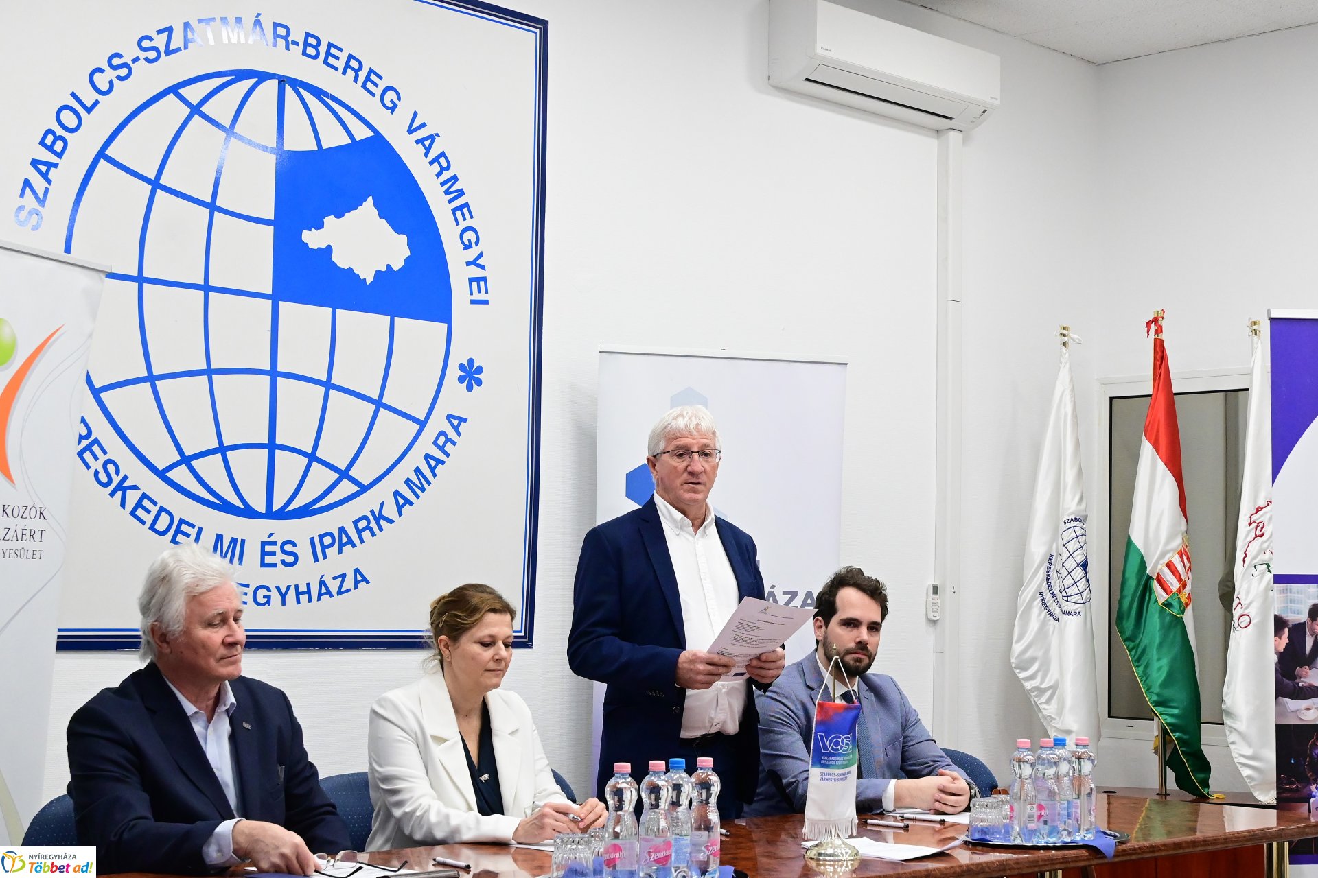 Együttműködési szerződés aláírása a Kereskedelmi és Iparkamarában