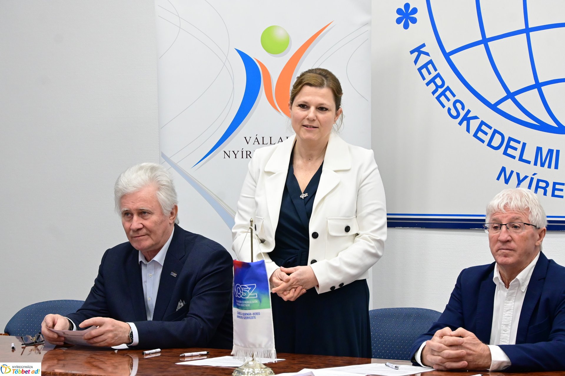 Együttműködési szerződés aláírása a Kereskedelmi és Iparkamarában