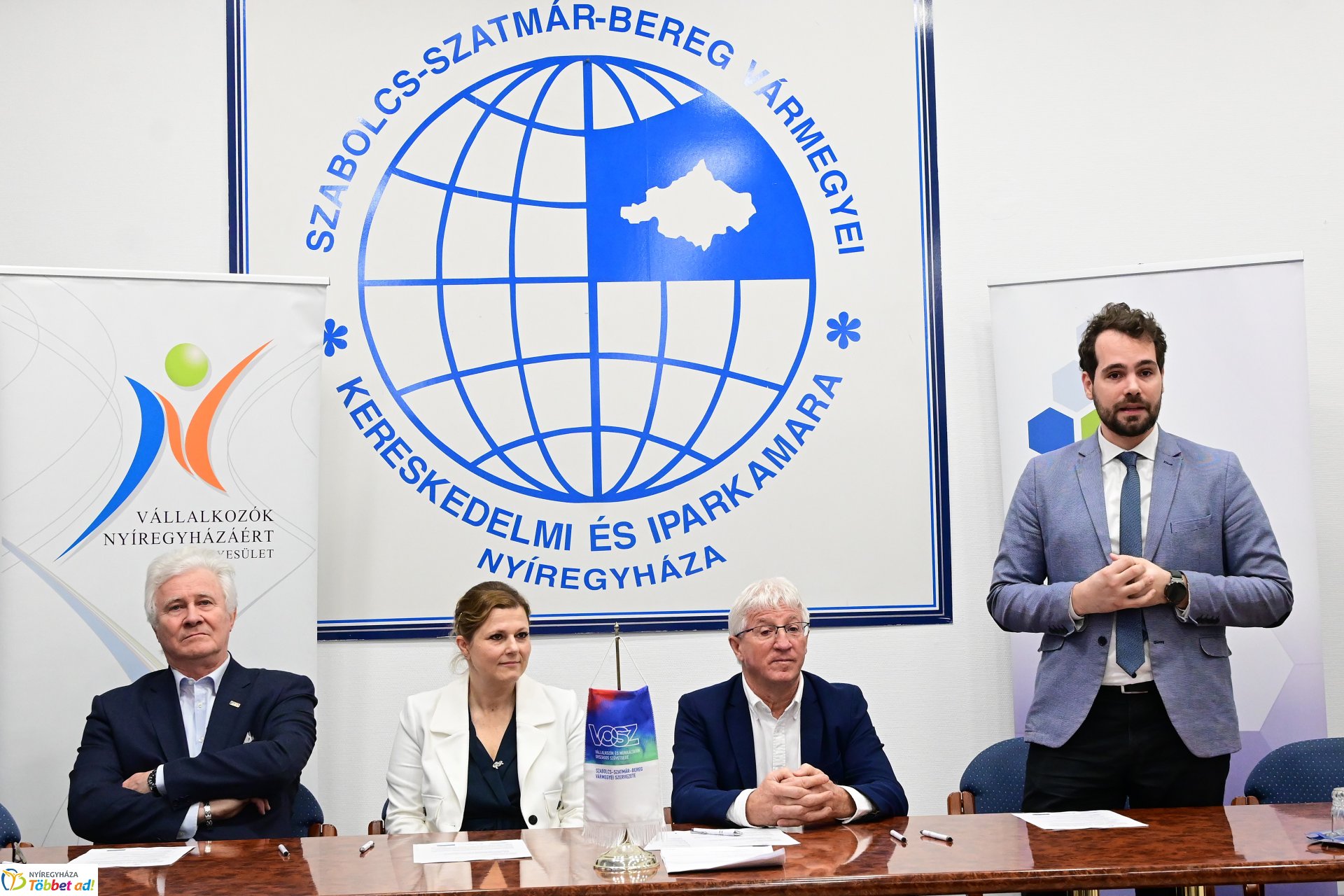 Együttműködési szerződés aláírása a Kereskedelmi és Iparkamarában