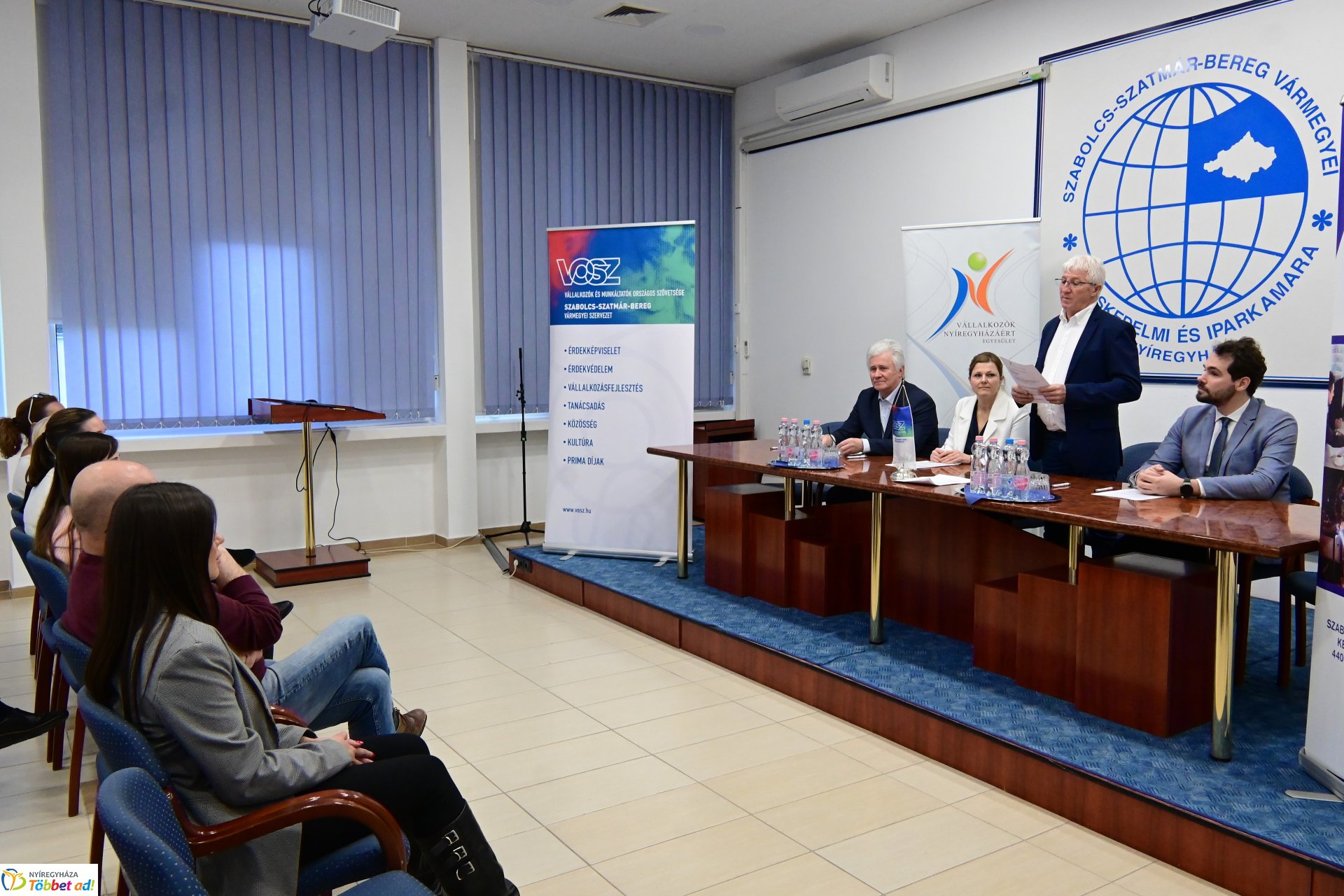 Együttműködési szerződés aláírása a Kereskedelmi és Iparkamarában