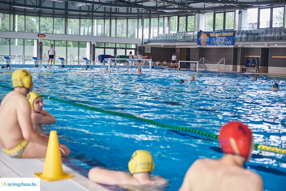 Eissmann Városi Sportuszoda átadó