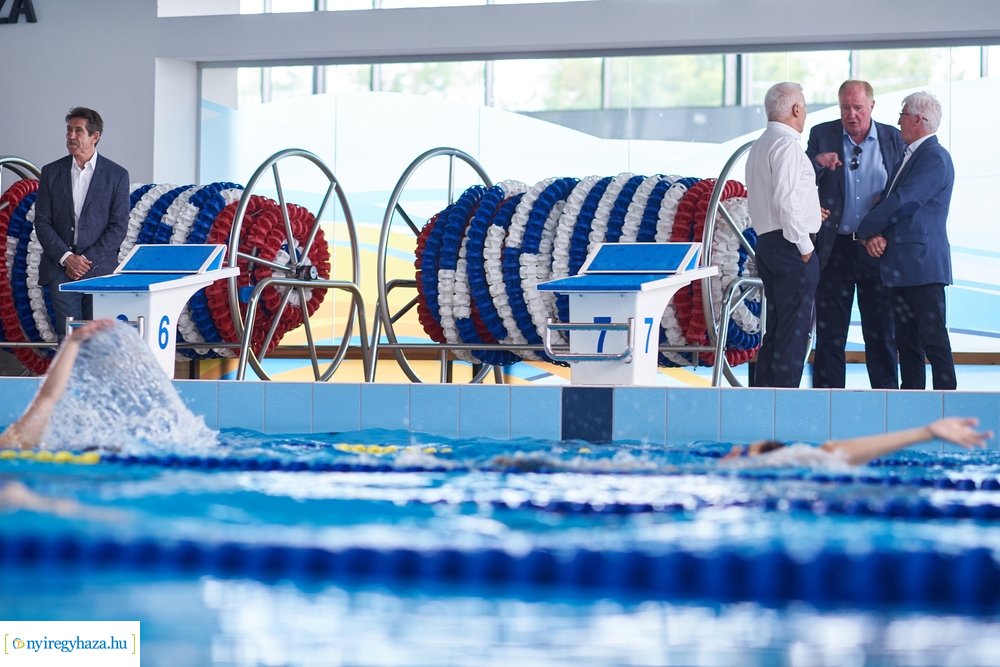 Eissmann Városi Sportuszoda átadó