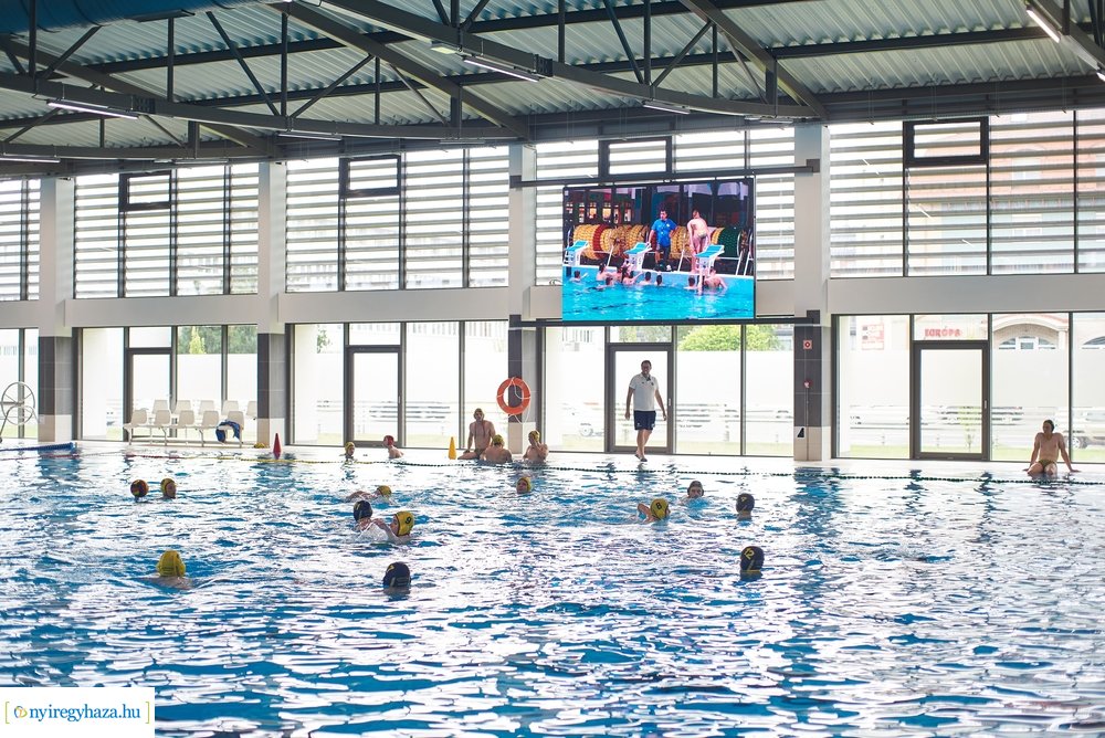 Eissmann Városi Sportuszoda átadó