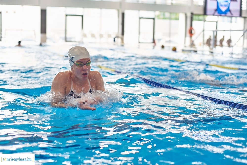 Eissmann Városi Sportuszoda átadó