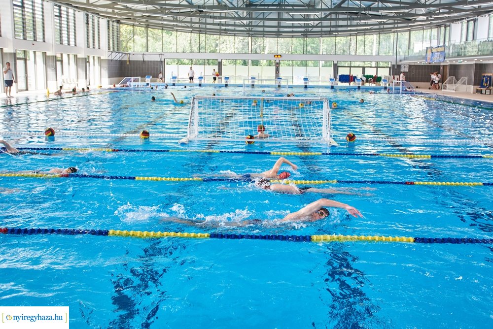 Eissmann Városi Sportuszoda átadó