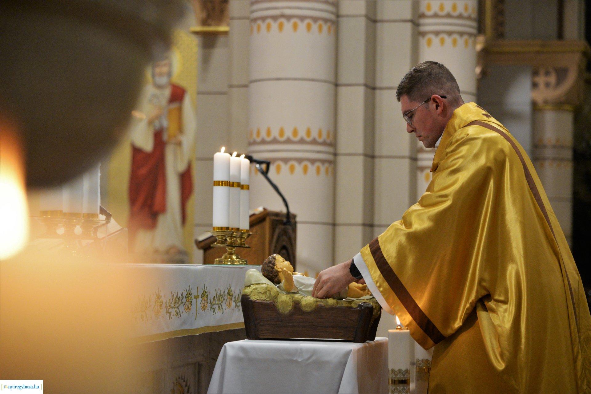 Éjféli mise a Magyarok Nagyasszonya-társszékesegyházban