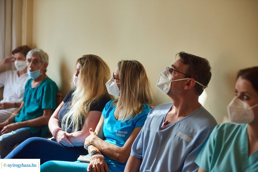 Életet adományozó kórház - oklevél átadó