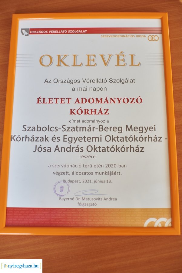 Életet adományozó kórház - oklevél átadó