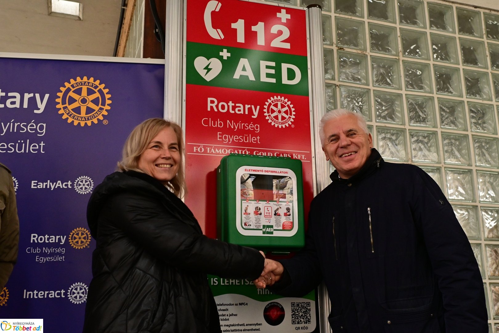 Életmentő defibrillátorokat adtak át 2025 decemberében