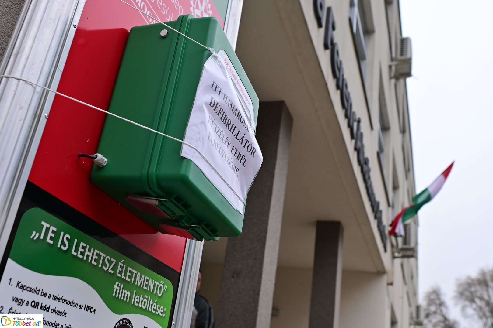 Életmentő defibrillátorokat adtak át 2025 decemberében