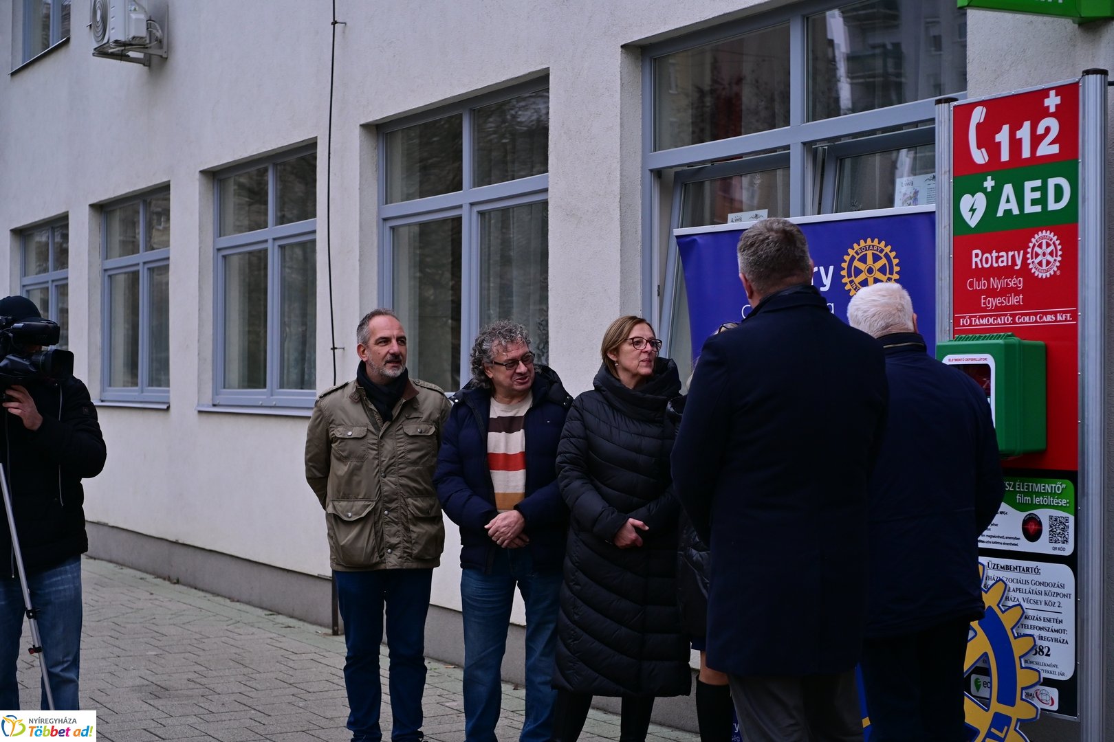 Életmentő defibrillátorokat adtak át 2025 decemberében