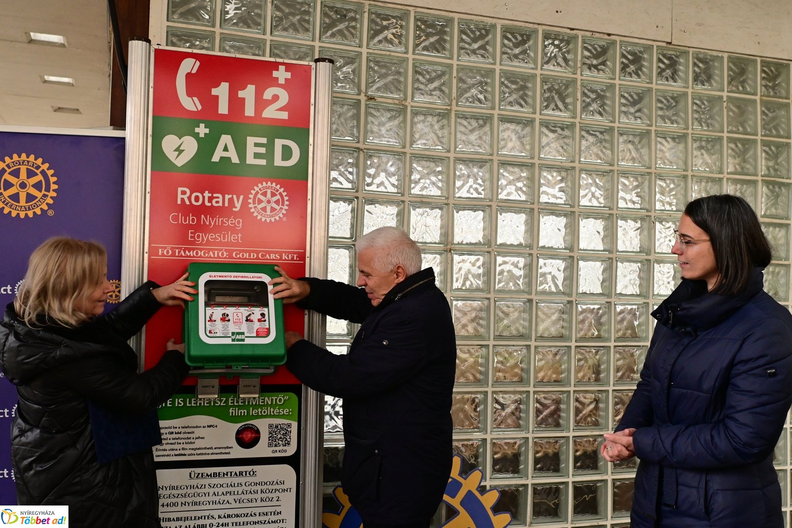 Életmentő defibrillátorokat adtak át 2025 decemberében