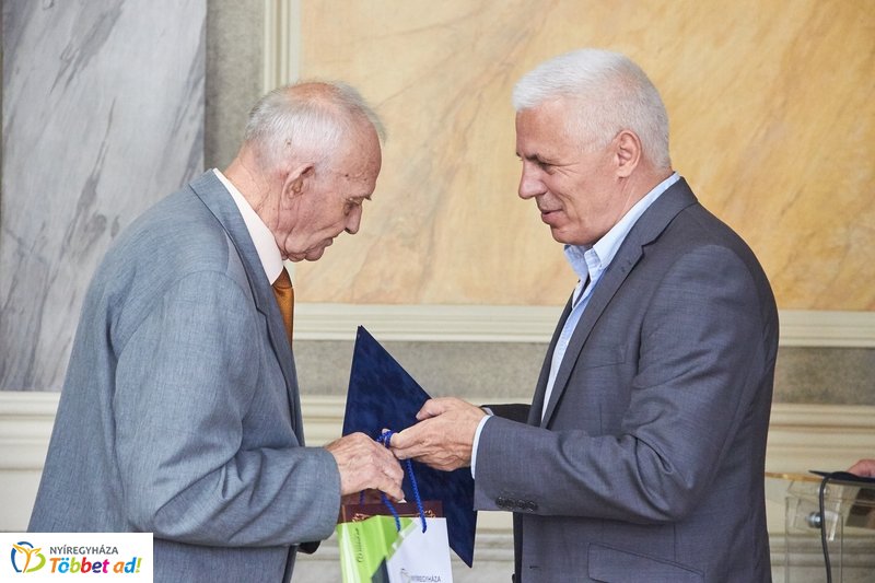 Élettörténetek - díjátadó