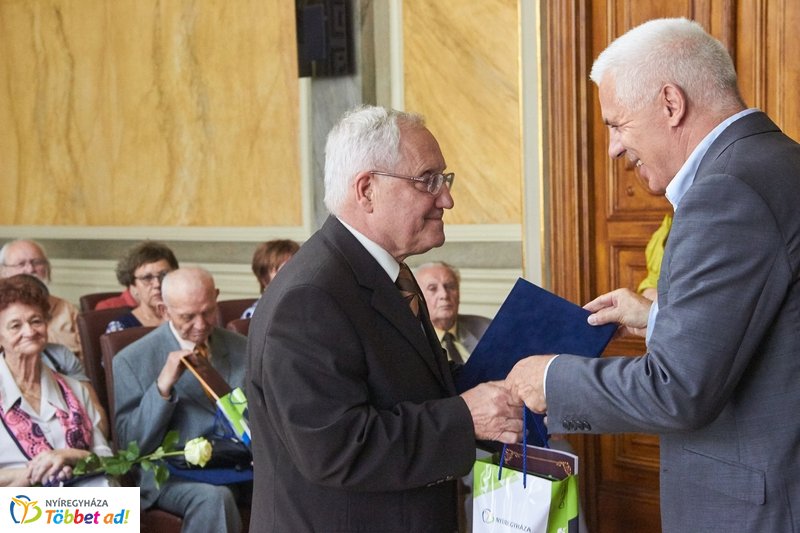 Élettörténetek - díjátadó