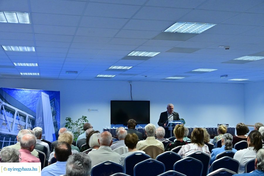 Élettörténetek - könyvbemutató 2024