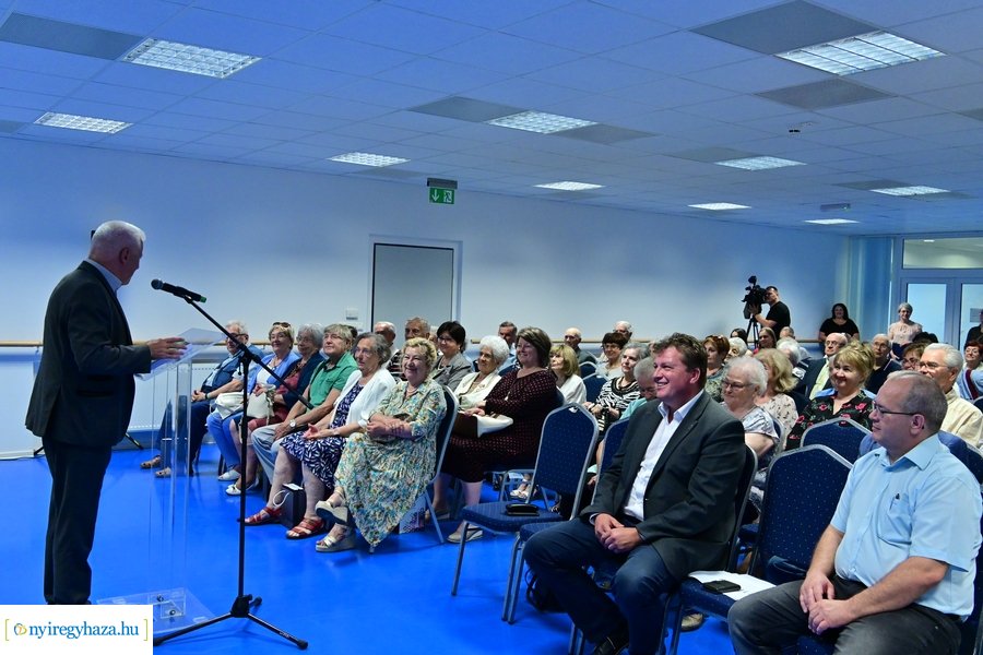 Élettörténetek - könyvbemutató 2024