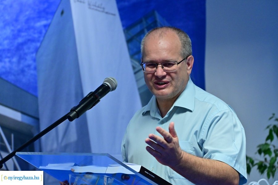 Élettörténetek - könyvbemutató 2024