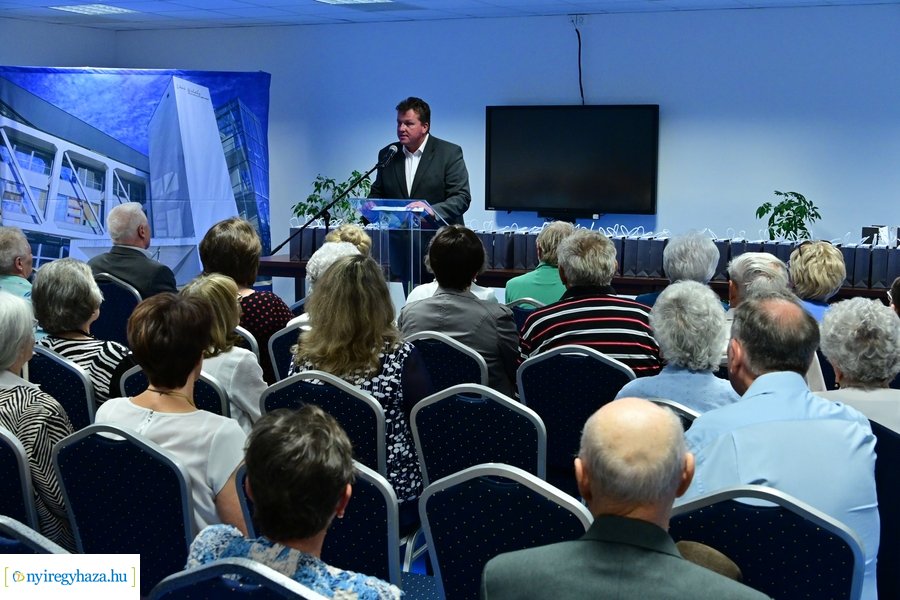 Élettörténetek - könyvbemutató 2024