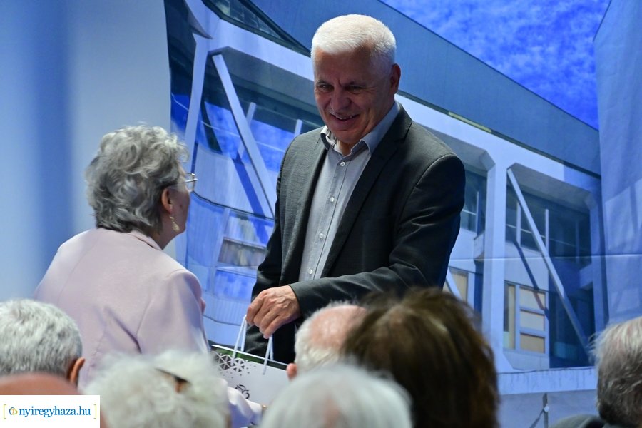 Élettörténetek - könyvbemutató 2024