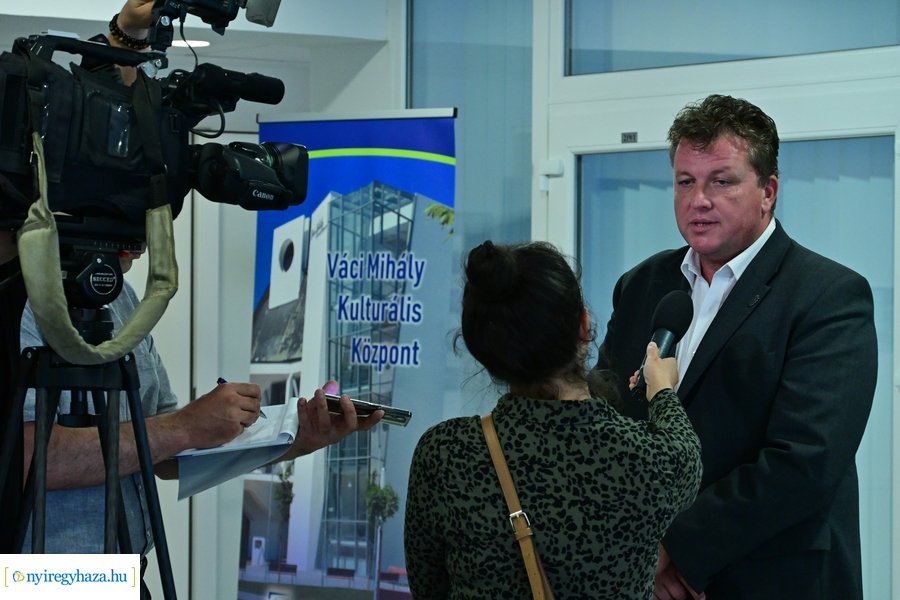 Élettörténetek - könyvbemutató 2024