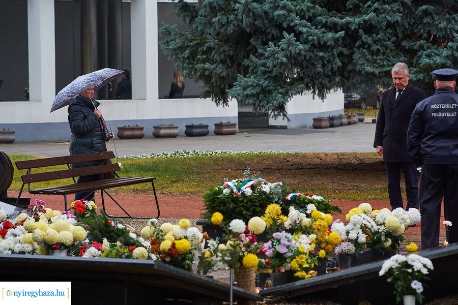 Elhurcoltakra emlékezünk 2021