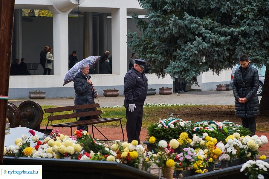 Elhurcoltakra emlékezünk 2021