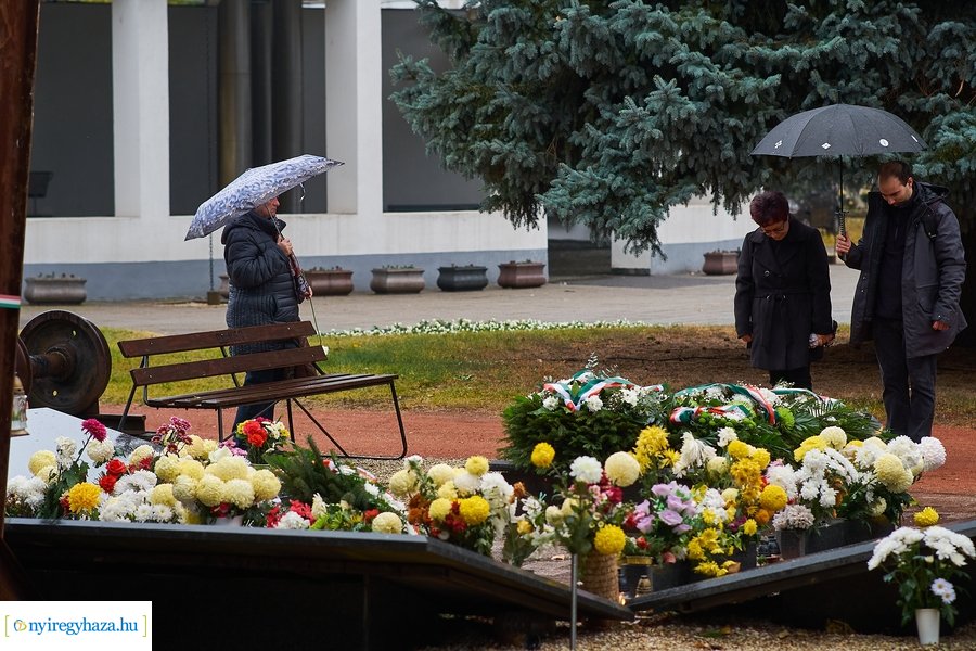 Elhurcoltakra emlékezünk 2021