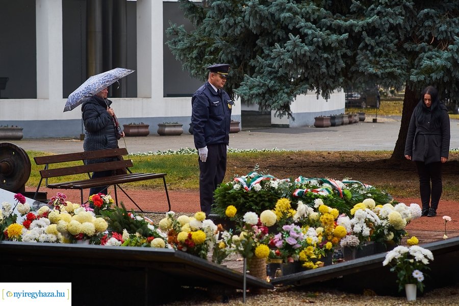 Elhurcoltakra emlékezünk 2021